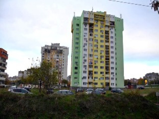 DSC_0005b.jpg